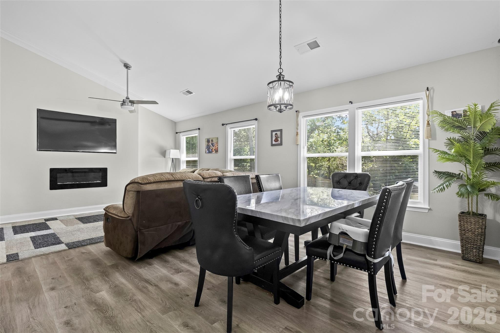 Single Family Residence at 4049 Fincher Road, Matthews, photo 8 of 27