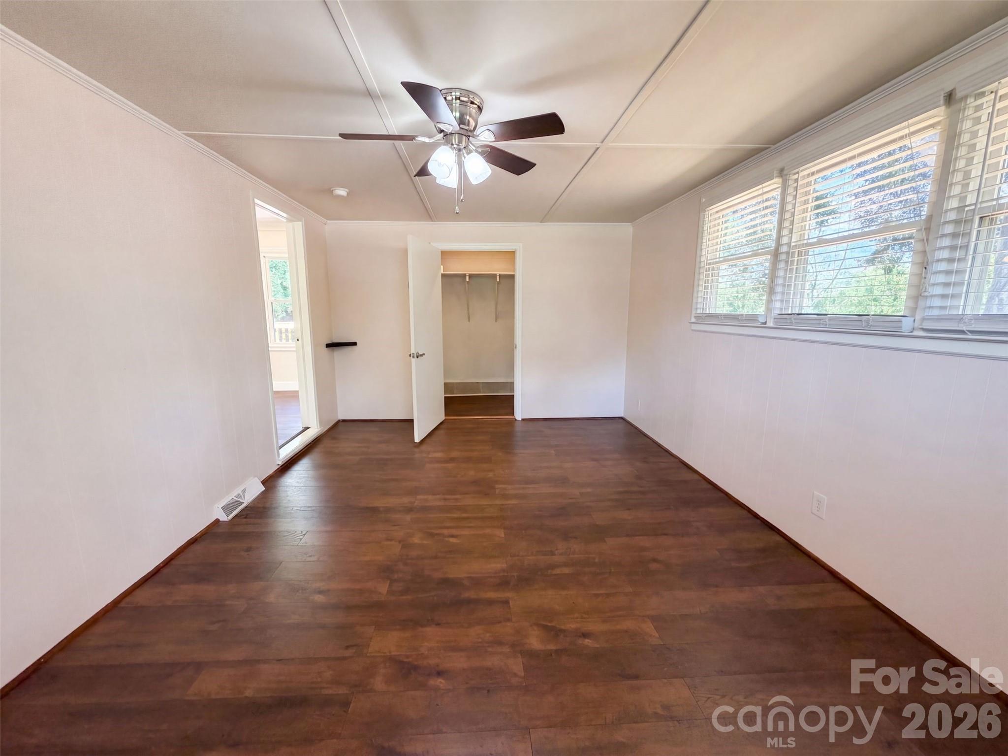 Single Family Residence at 2154 Rosewood Drive, Rock Hill, photo 8 of 16