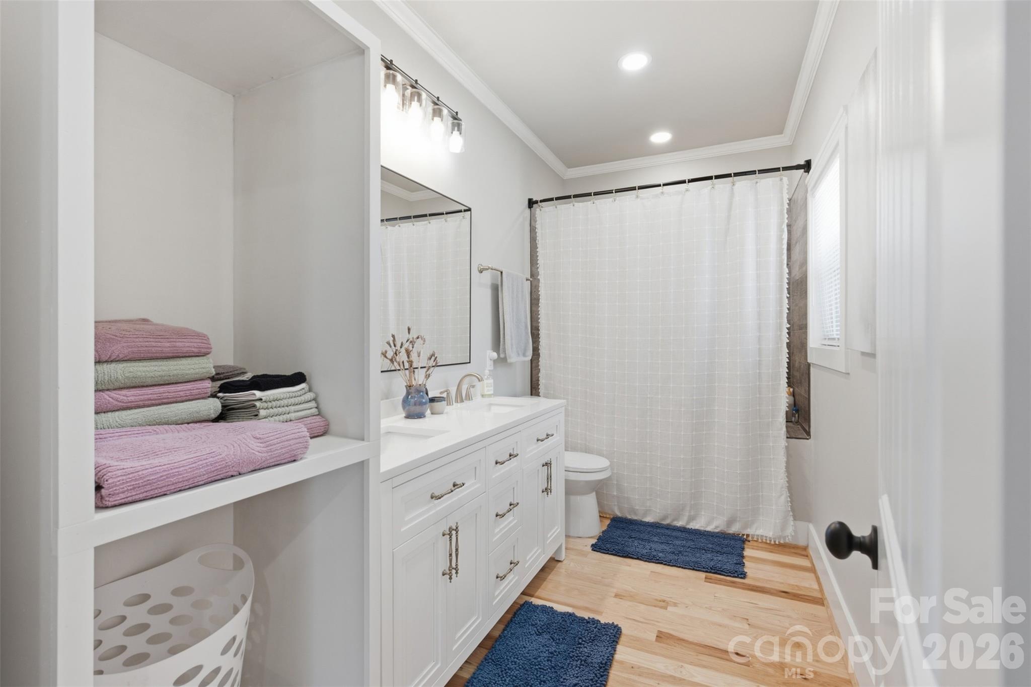 Single Family Residence at 5712 Hoover Elmore Road, Vale, photo 14 of 23