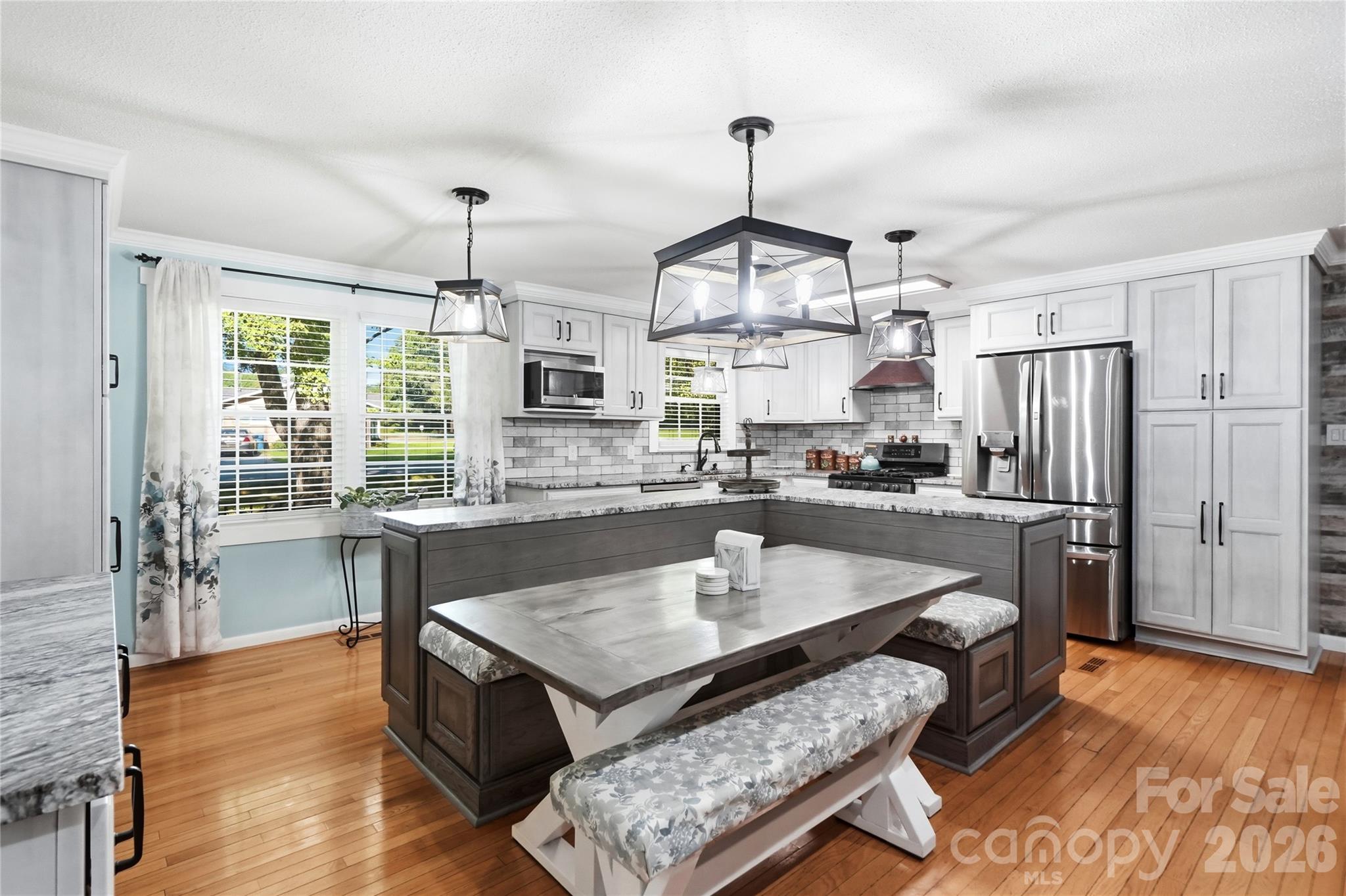 1690 26th Street NE