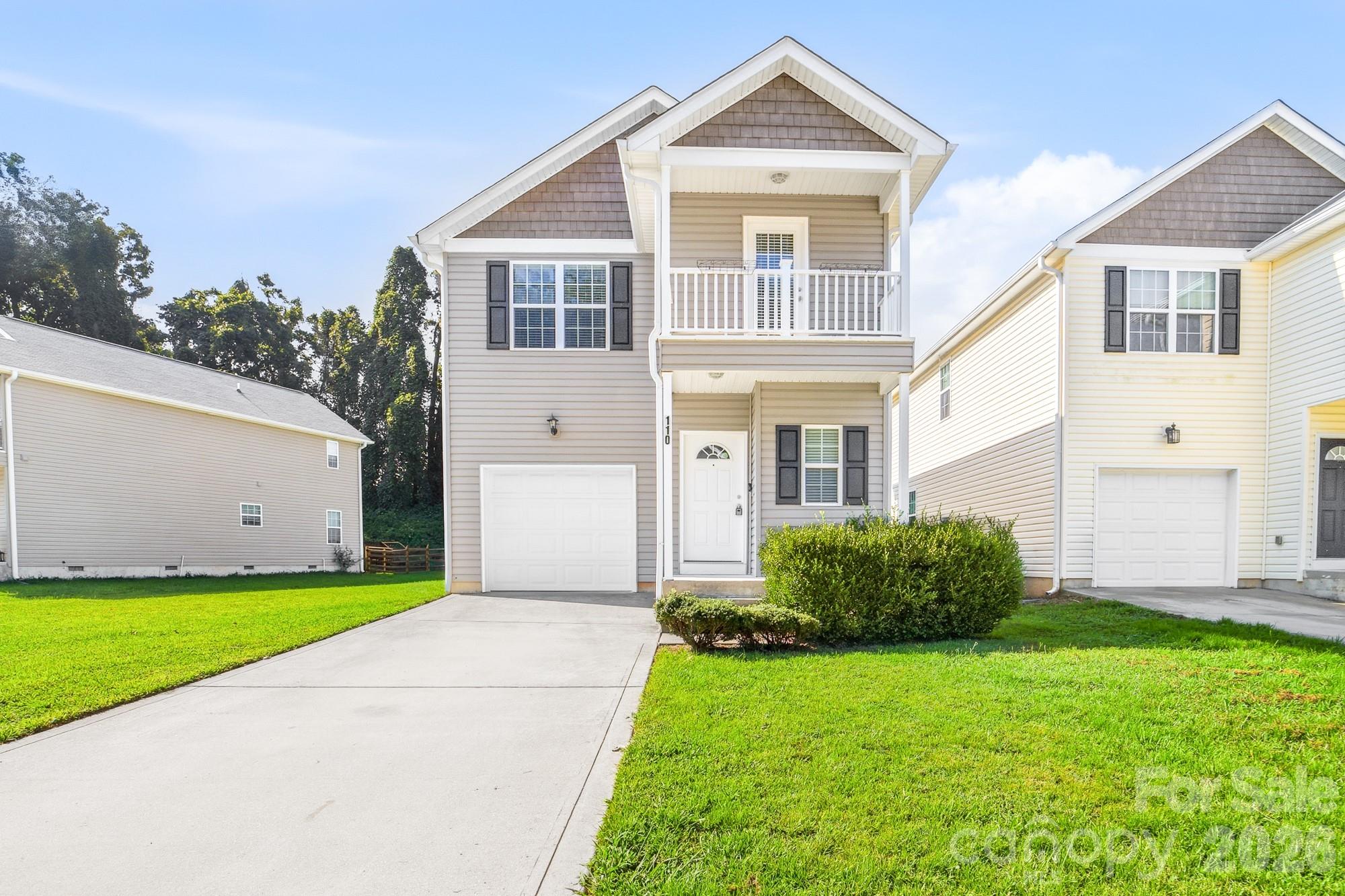 110 Lookout Point Place