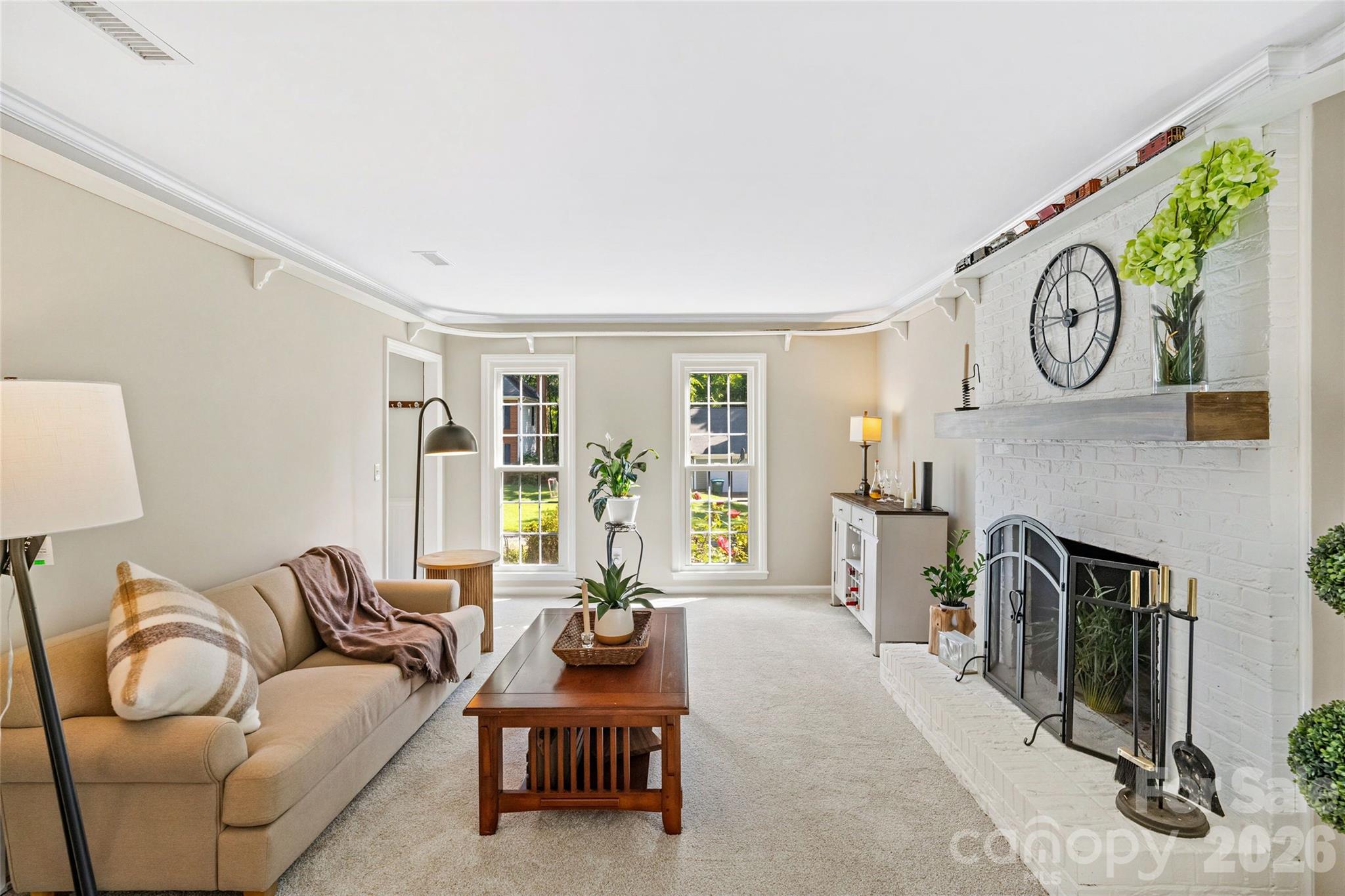Living Room - 2010 Glendalough Lane, Matthews