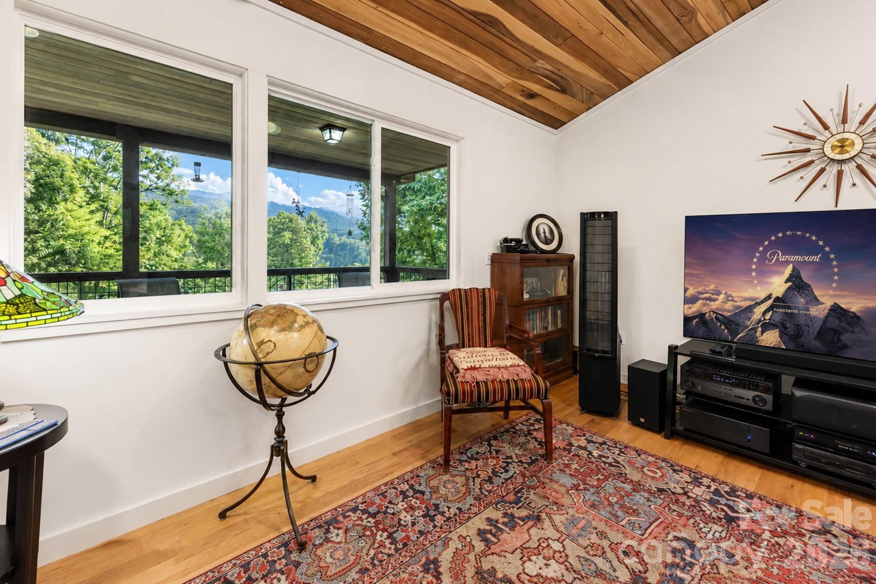 Single Family Residence at 280 Green Oaks Road, Bryson City, photo 12 of 47