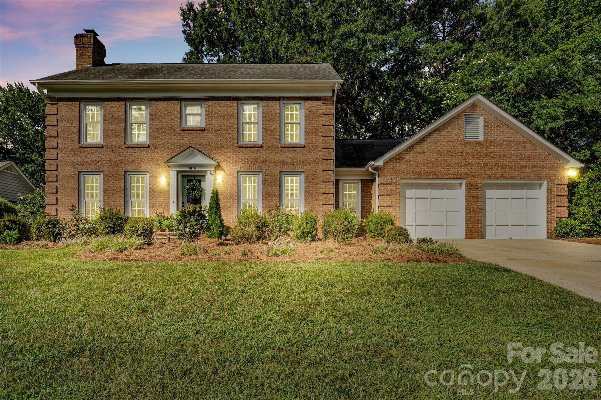 2010 Glendalough Lane