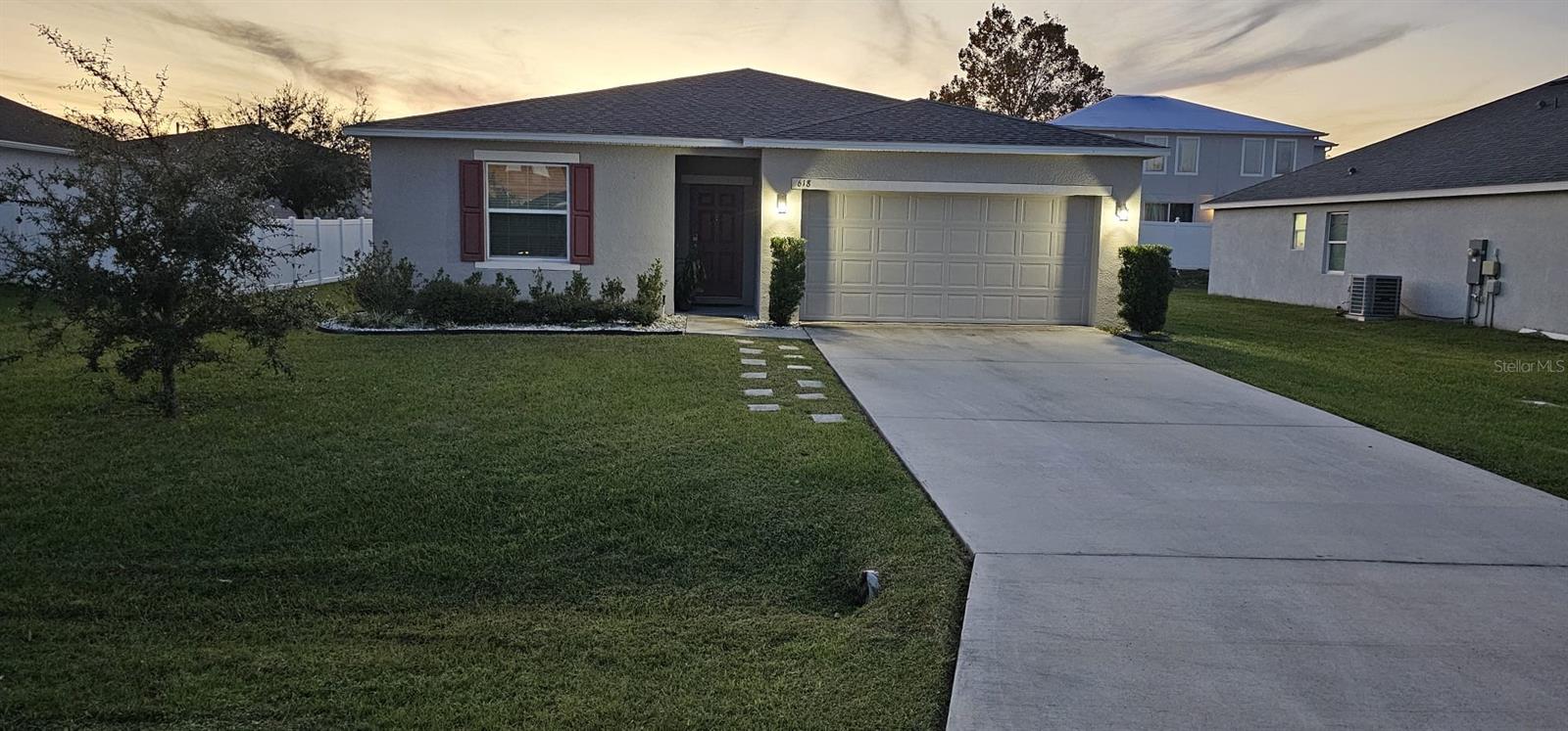 Single Family Residence at 618 JAMES CT, KISSIMMEE, photo 3 of 13