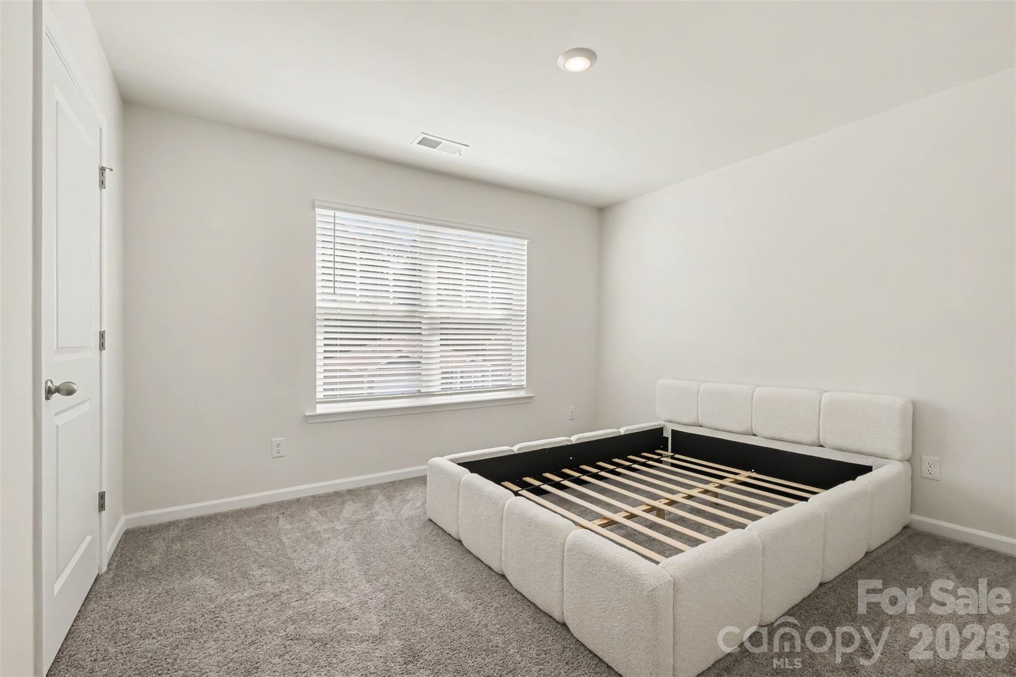 Single Family Residence at 3008 Sassafras Trail, Gastonia, photo 11 of 34