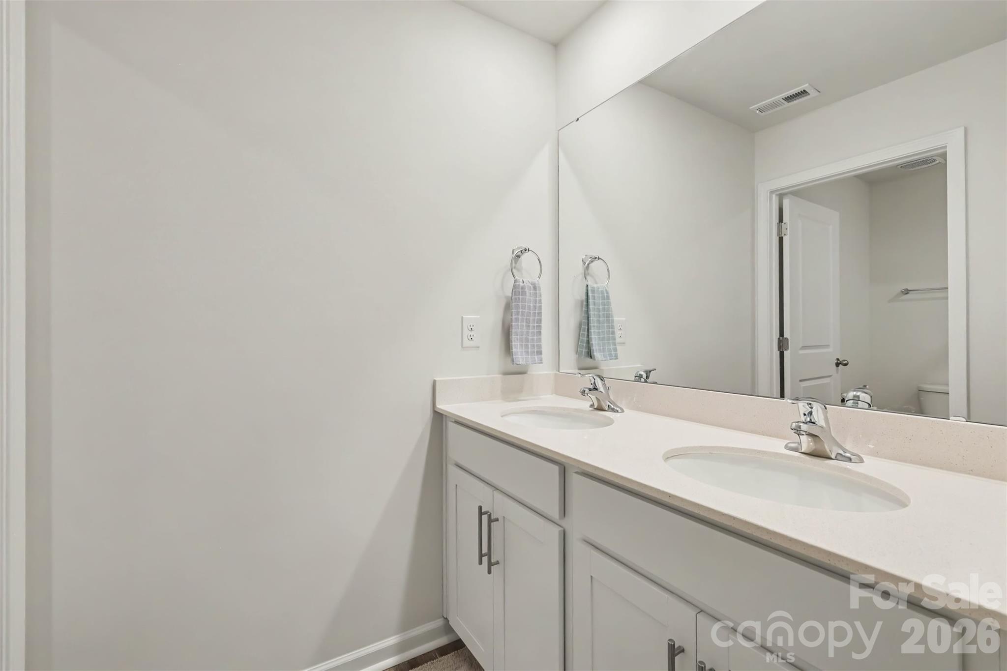 Single Family Residence at 3008 Sassafras Trail, Gastonia, photo 24 of 34