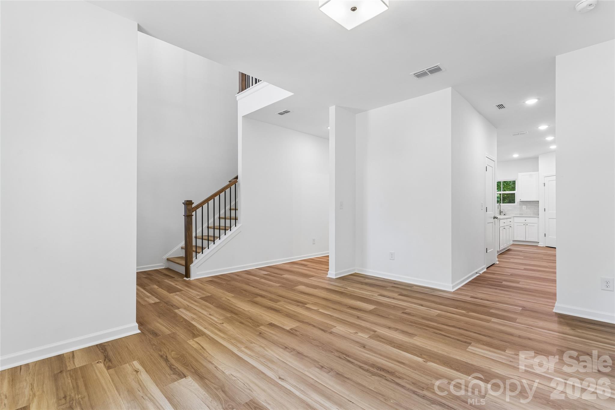 Single Family Residence at 8216 Willhill Road, Mint Hill, photo 11 of 44