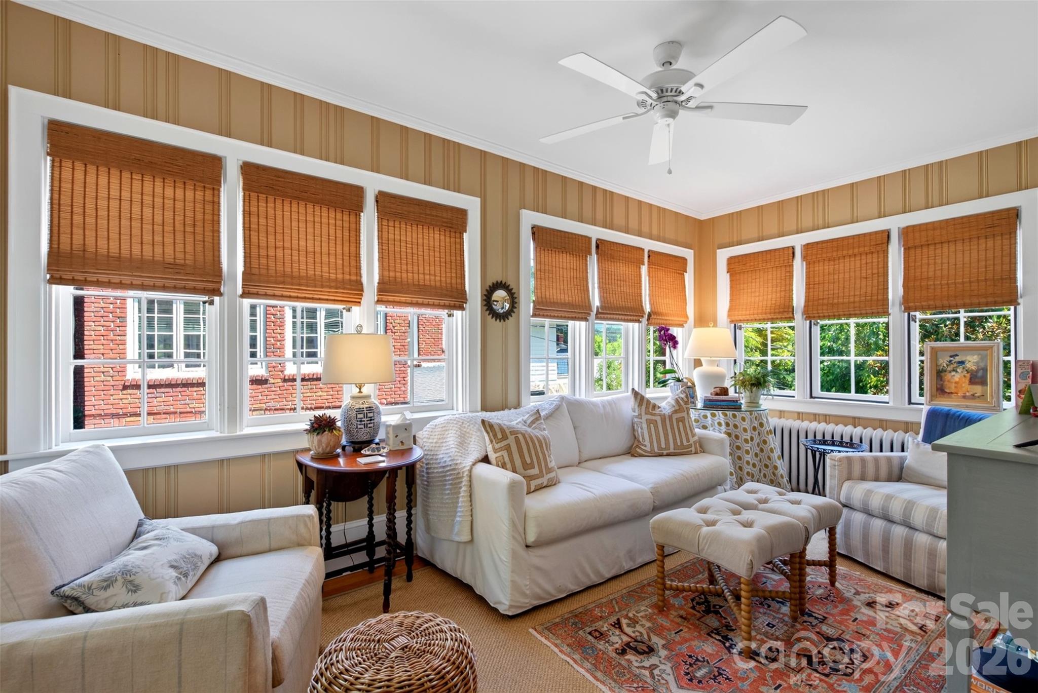 Single Family Residence at 36 Mount Vernon Circle, Asheville, photo 14 of 48