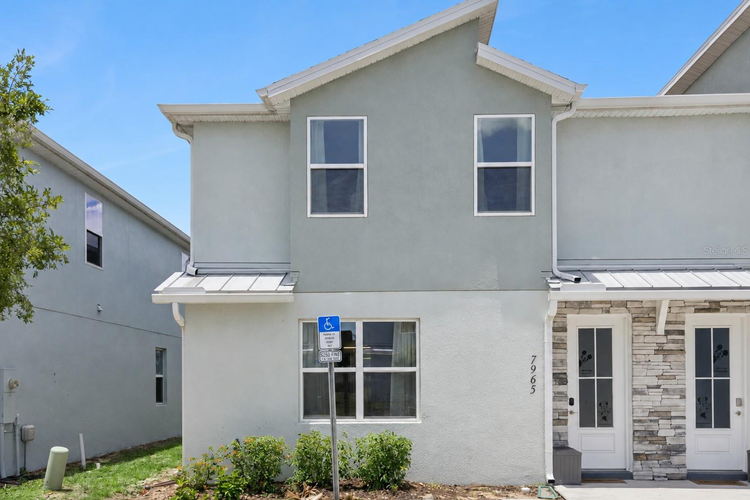 7965 FORMOSA VALLEY PL