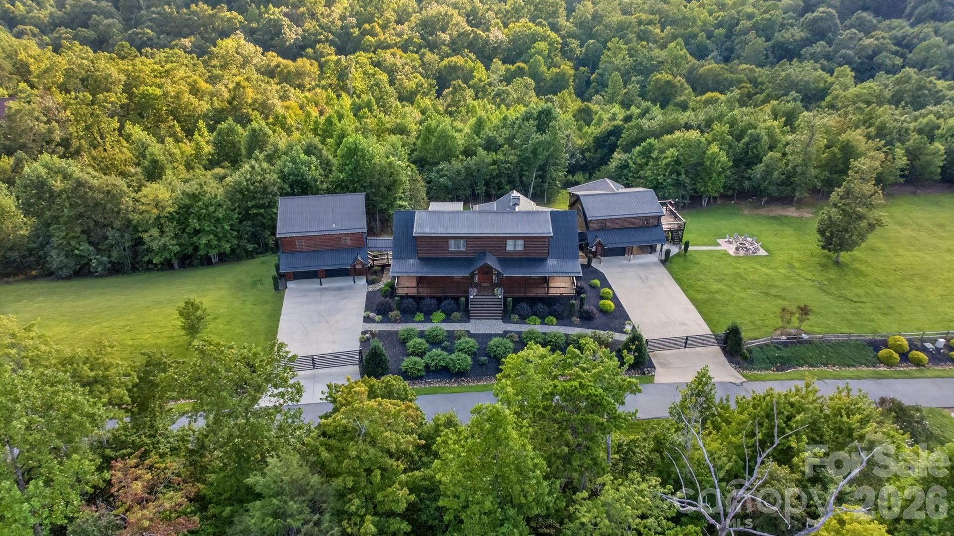 Single Family Residence at 147 Night Sky Drive, Nebo, photo 7 of 48
