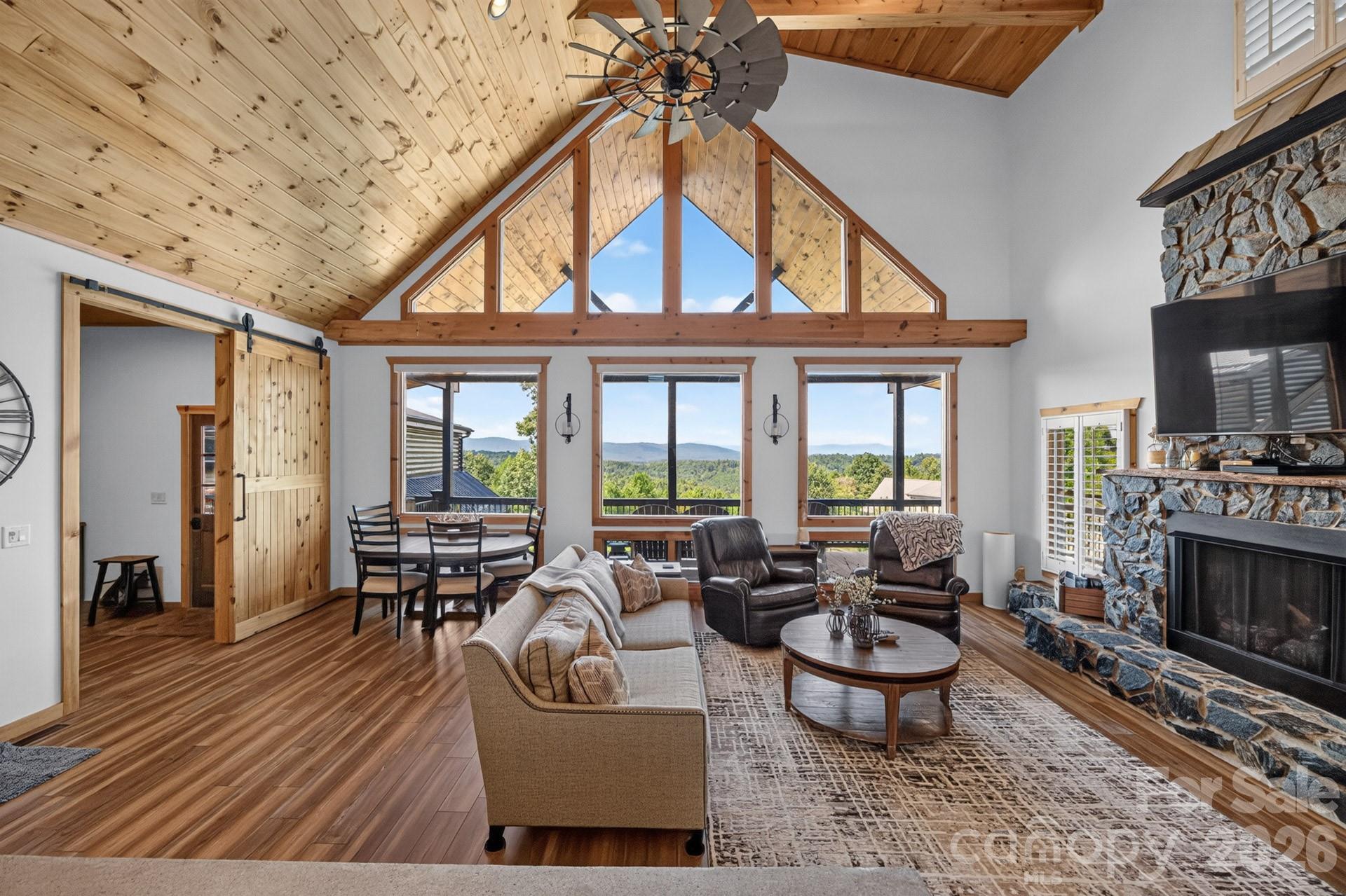 Single Family Residence at 147 Night Sky Drive, Nebo, photo 10 of 48