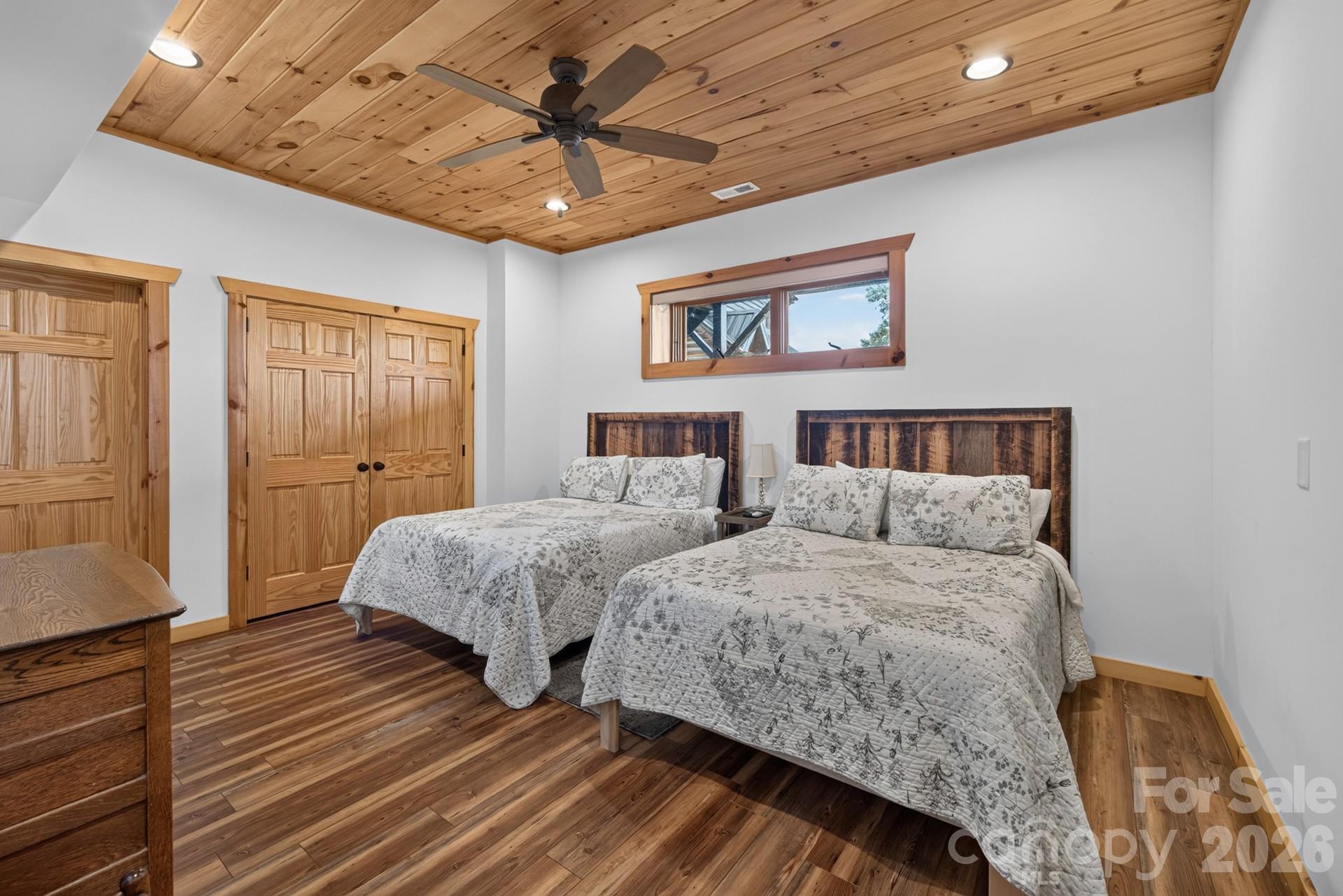 Single Family Residence at 147 Night Sky Drive, Nebo, photo 27 of 48