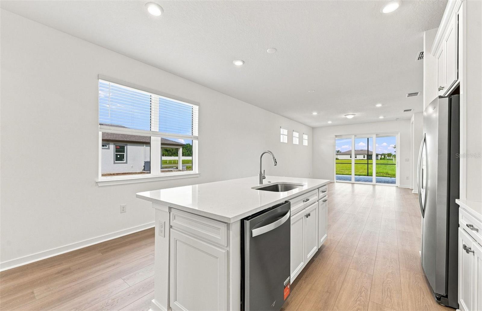 Center Island w/Storage - 14753 SUNLIT CIR, PARRISH
