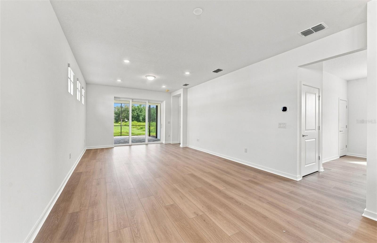 Open Cafe to Gathering Room - 14753 SUNLIT CIR, PARRISH