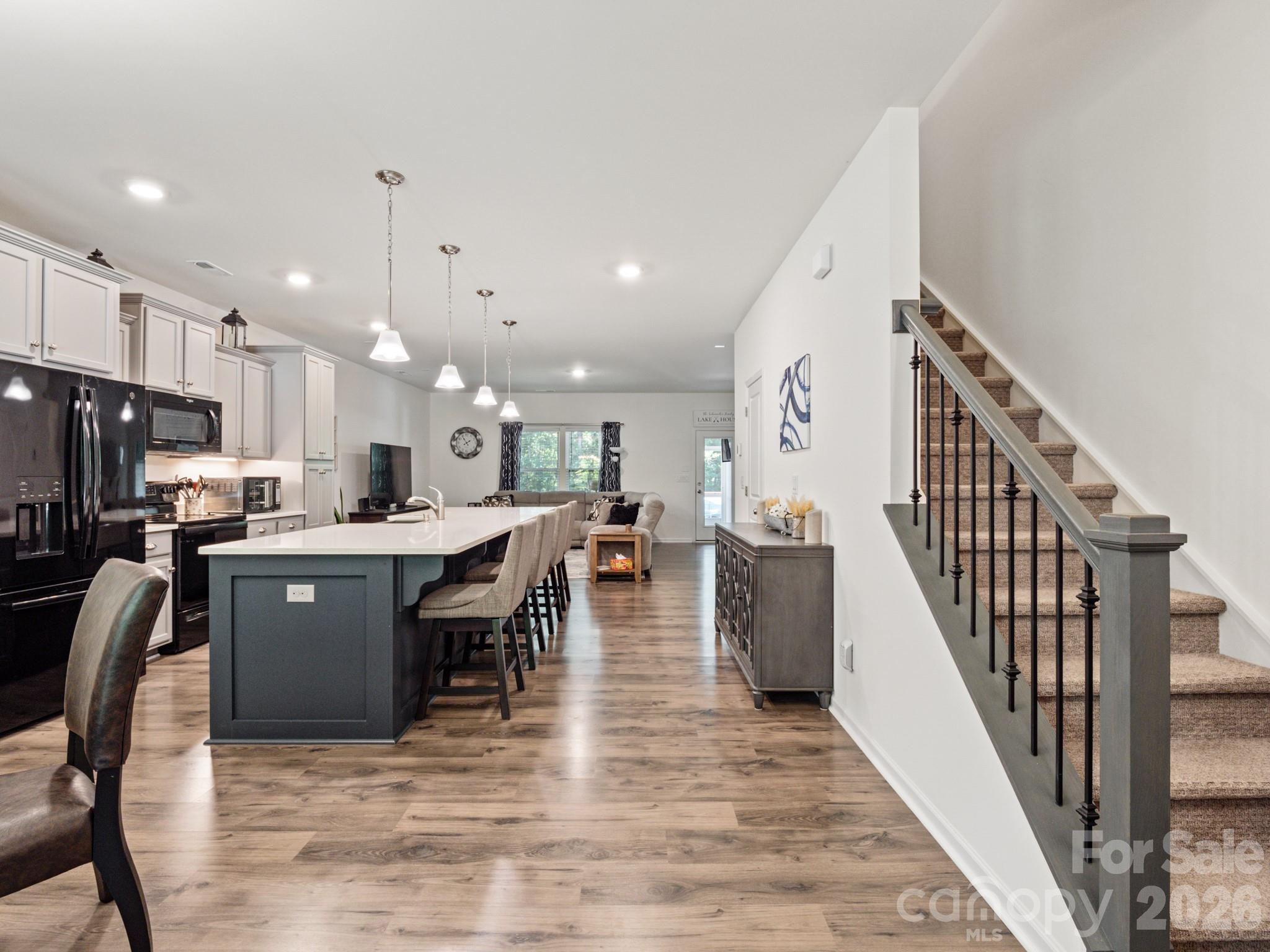 Single Family Residence at 128 S Harbor Watch Drive, Statesville, photo 11 of 48