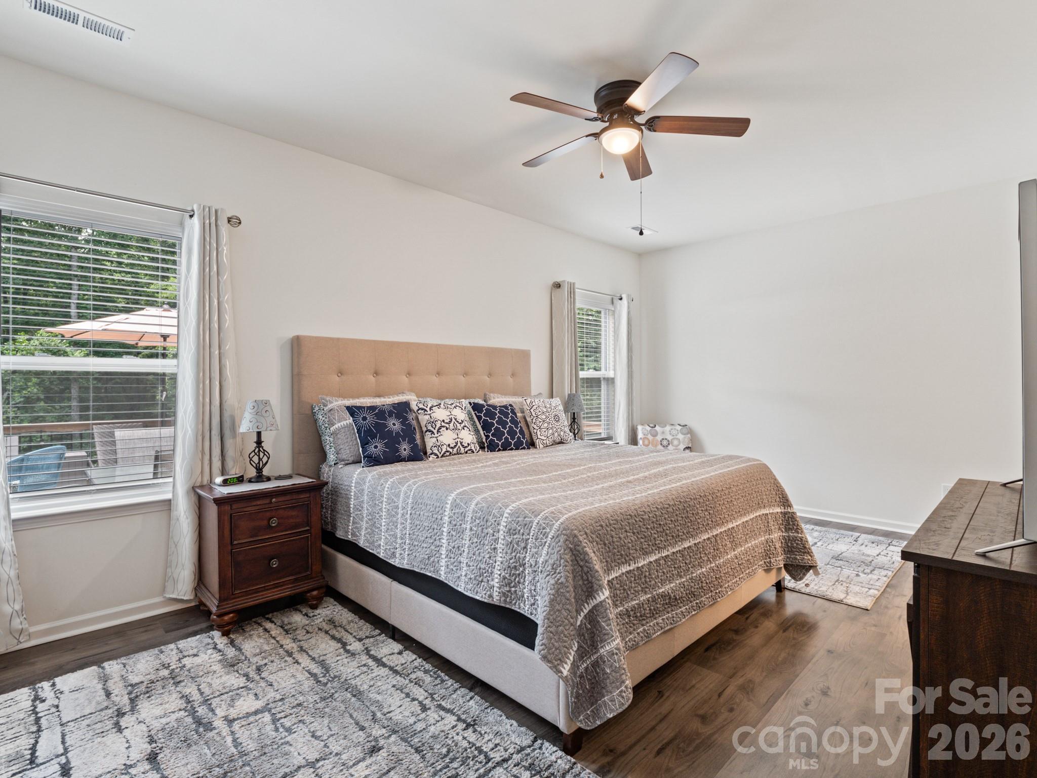 Single Family Residence at 128 S Harbor Watch Drive, Statesville, photo 18 of 48