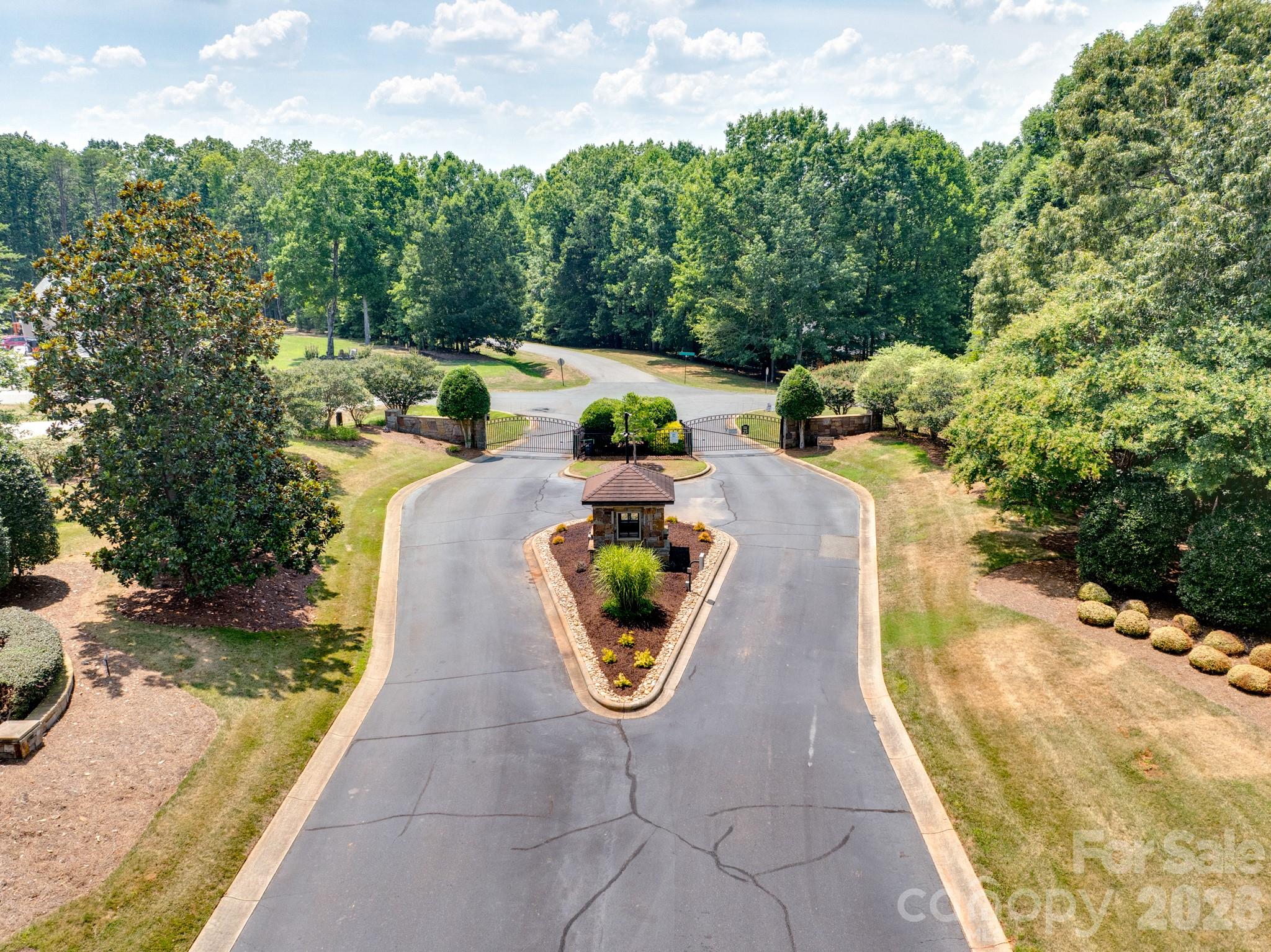 Single Family Residence at 128 S Harbor Watch Drive, Statesville, photo 47 of 48