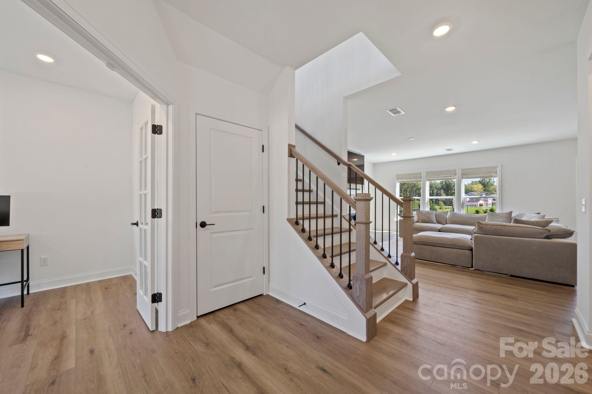Single Family Residence at 2027 Waxhaw Crossing Drive, Waxhaw, photo 11 of 47