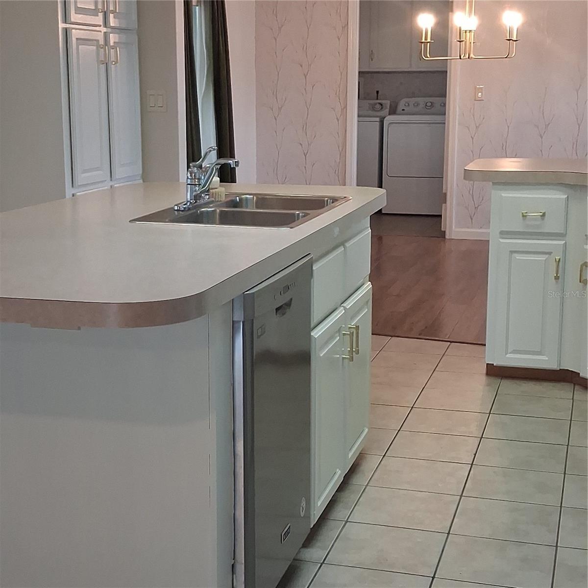 Kitchen - 5745 PAWNEE ST, ZEPHYRHILLS