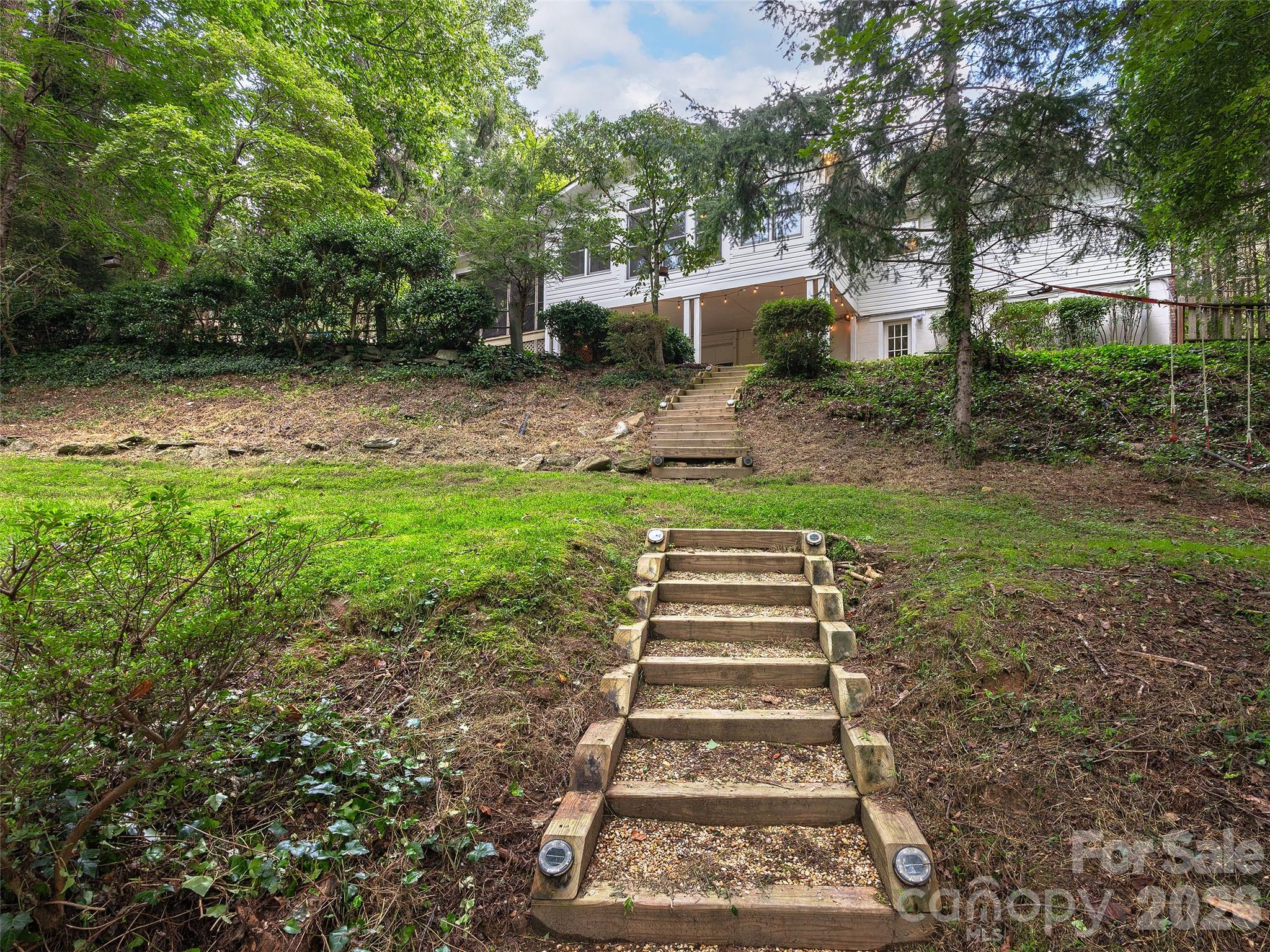 Single Family Residence at 921 Indian Hill Road, Hendersonville, photo 30 of 33