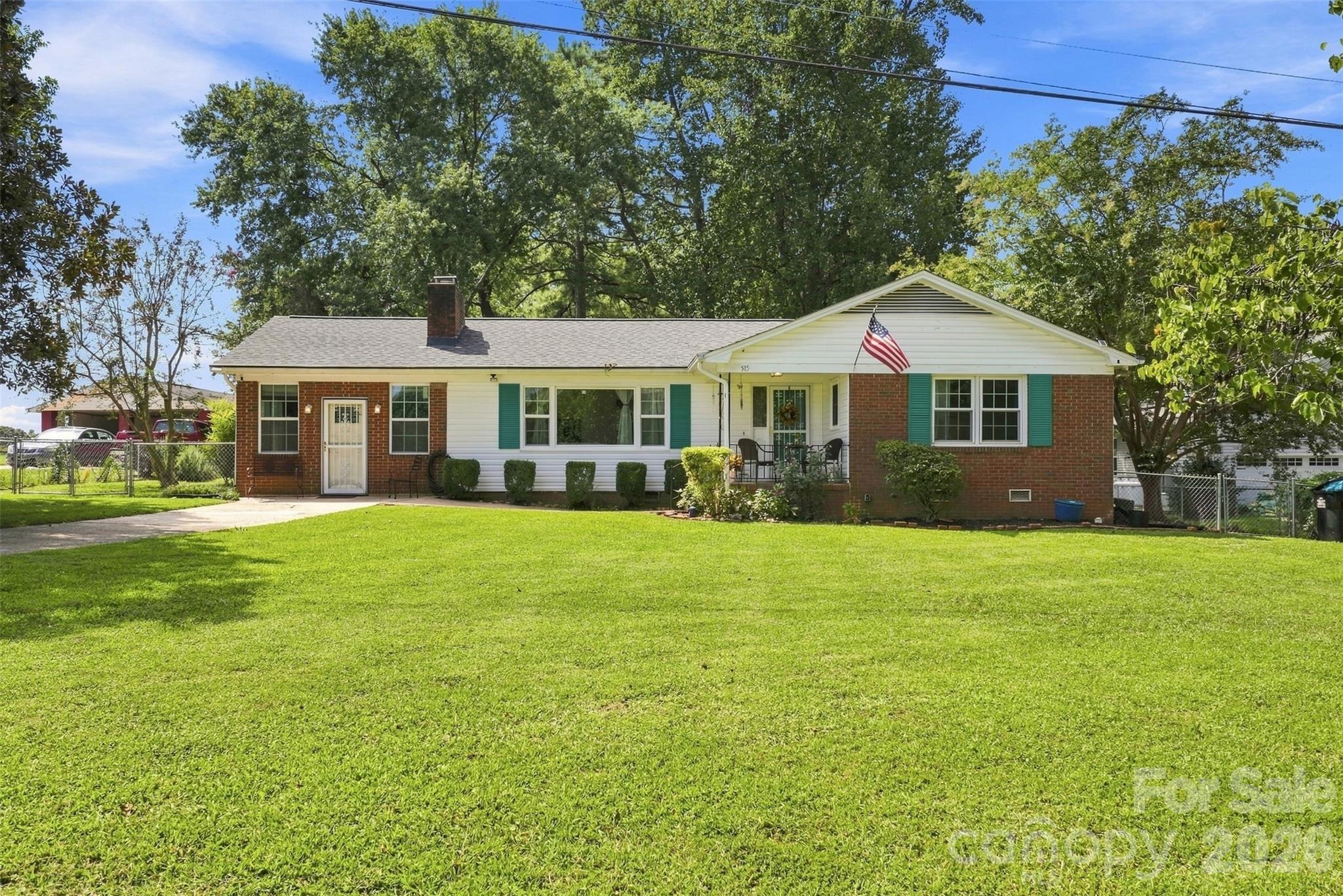 Single Family Residence at 515 Lakewood Drive, Gastonia, photo 38 of 38