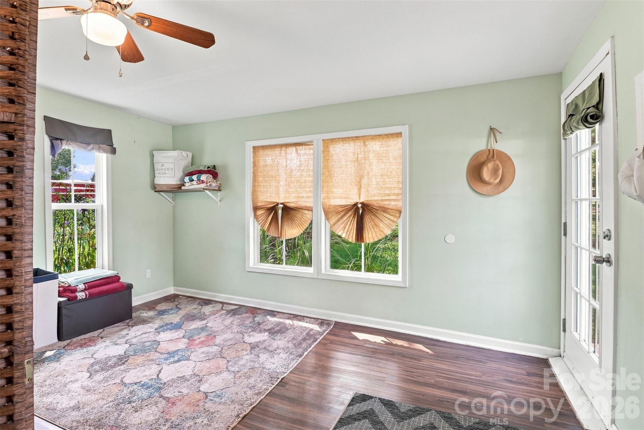 Single Family Residence at 515 Lakewood Drive, Gastonia, photo 27 of 38