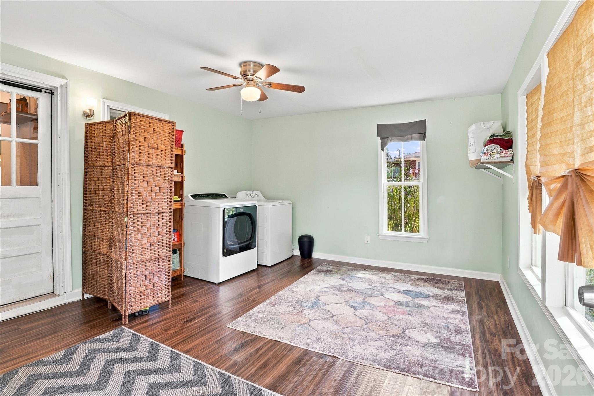 Single Family Residence at 515 Lakewood Drive, Gastonia, photo 28 of 38