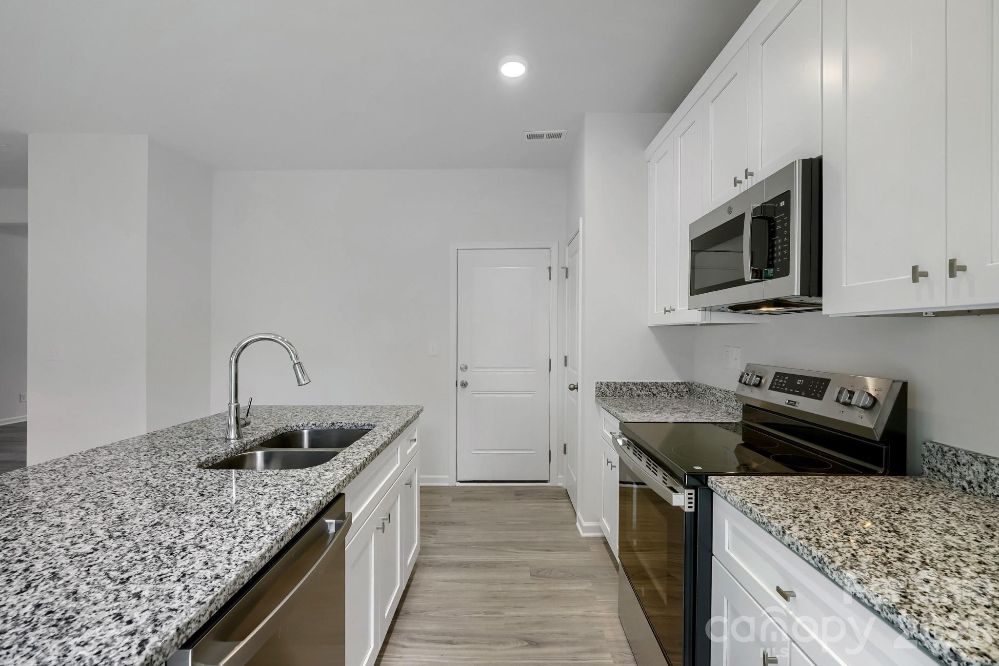 Kitchen - 3334 Laboratory Road, Lincolnton