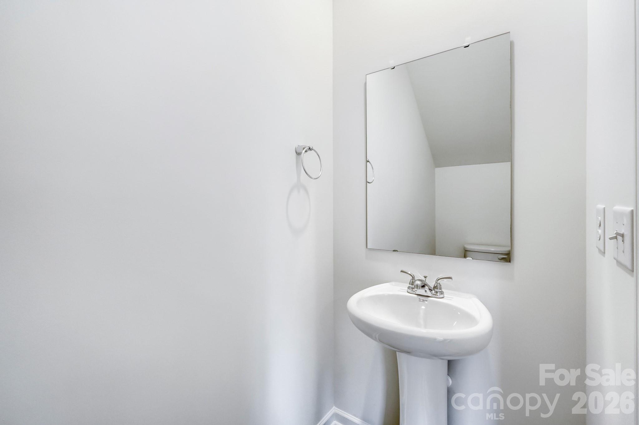 Half Bath - 3334 Laboratory Road, Lincolnton