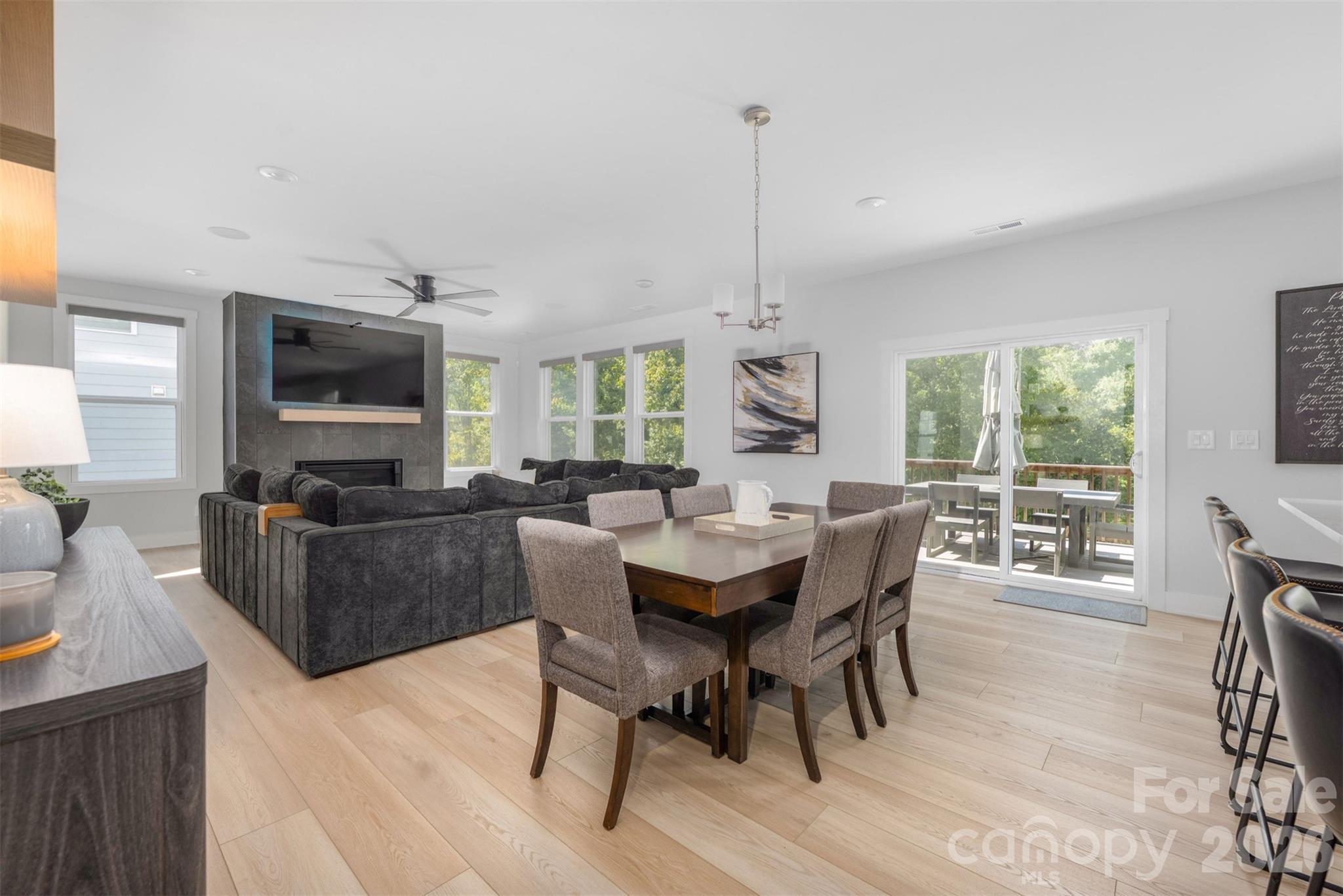 Breakfast area opens to the deck - 4320 Tournette Drive, Indian Land
