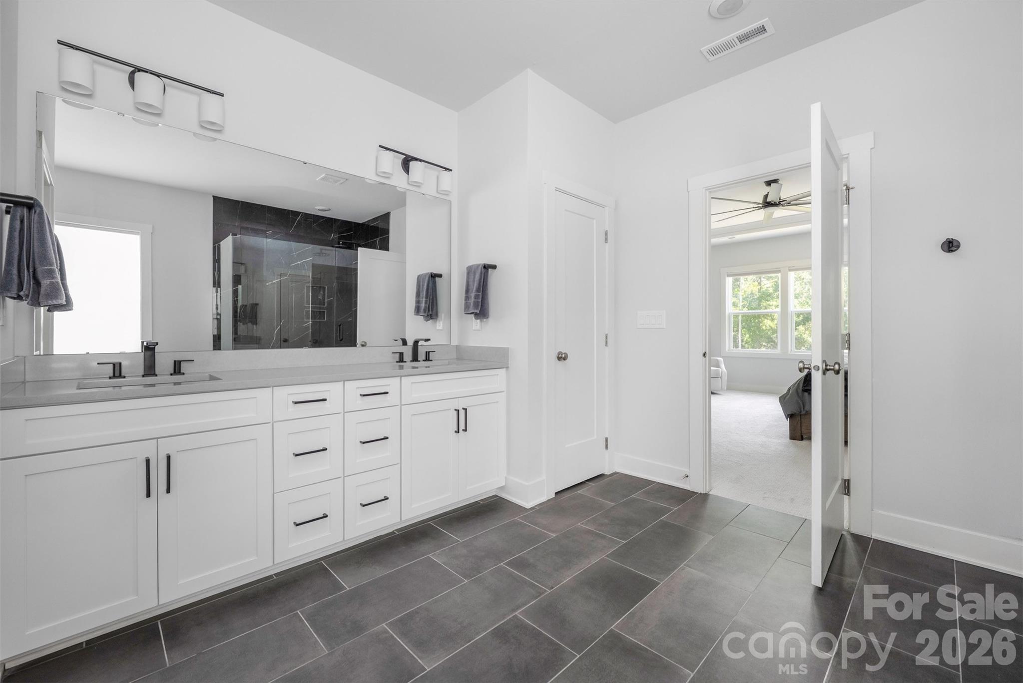 Primary vanity with dual sinks - 4320 Tournette Drive, Indian Land