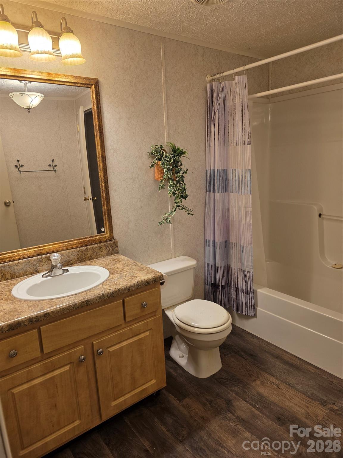 Single Family Residence at 1409 Clayton Drive, Chester, photo 8 of 27
