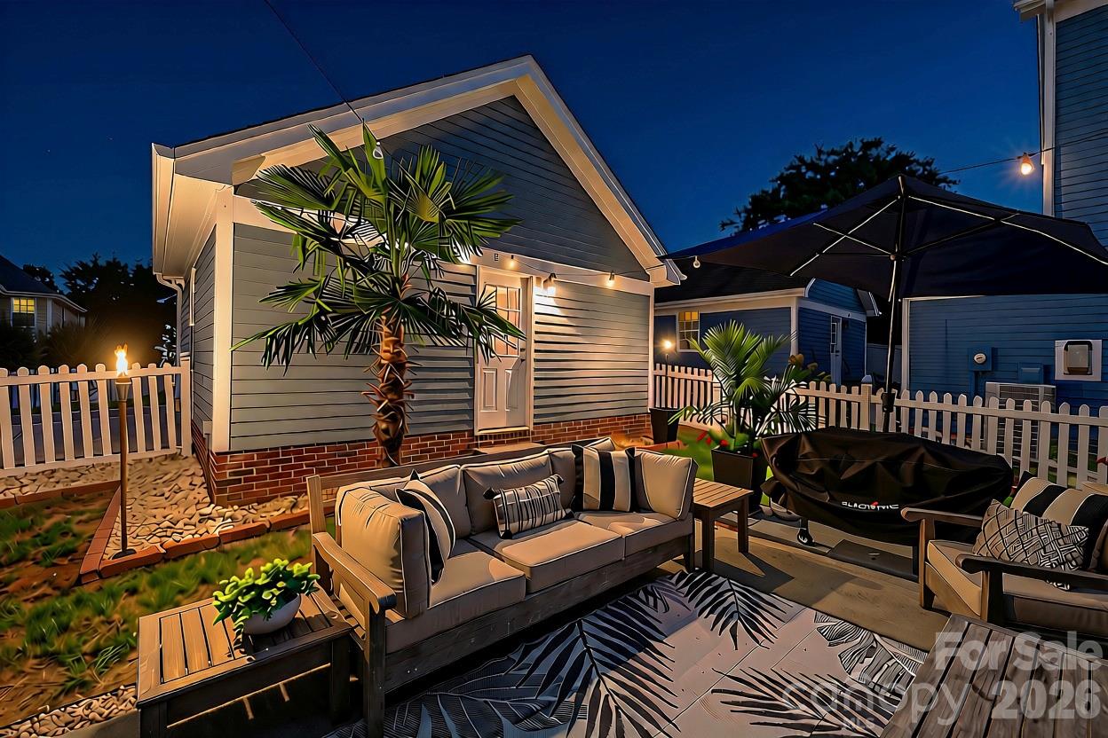 Outdoor patio is a dream for entertaining - 14525 Holly Springs Drive, Huntersville