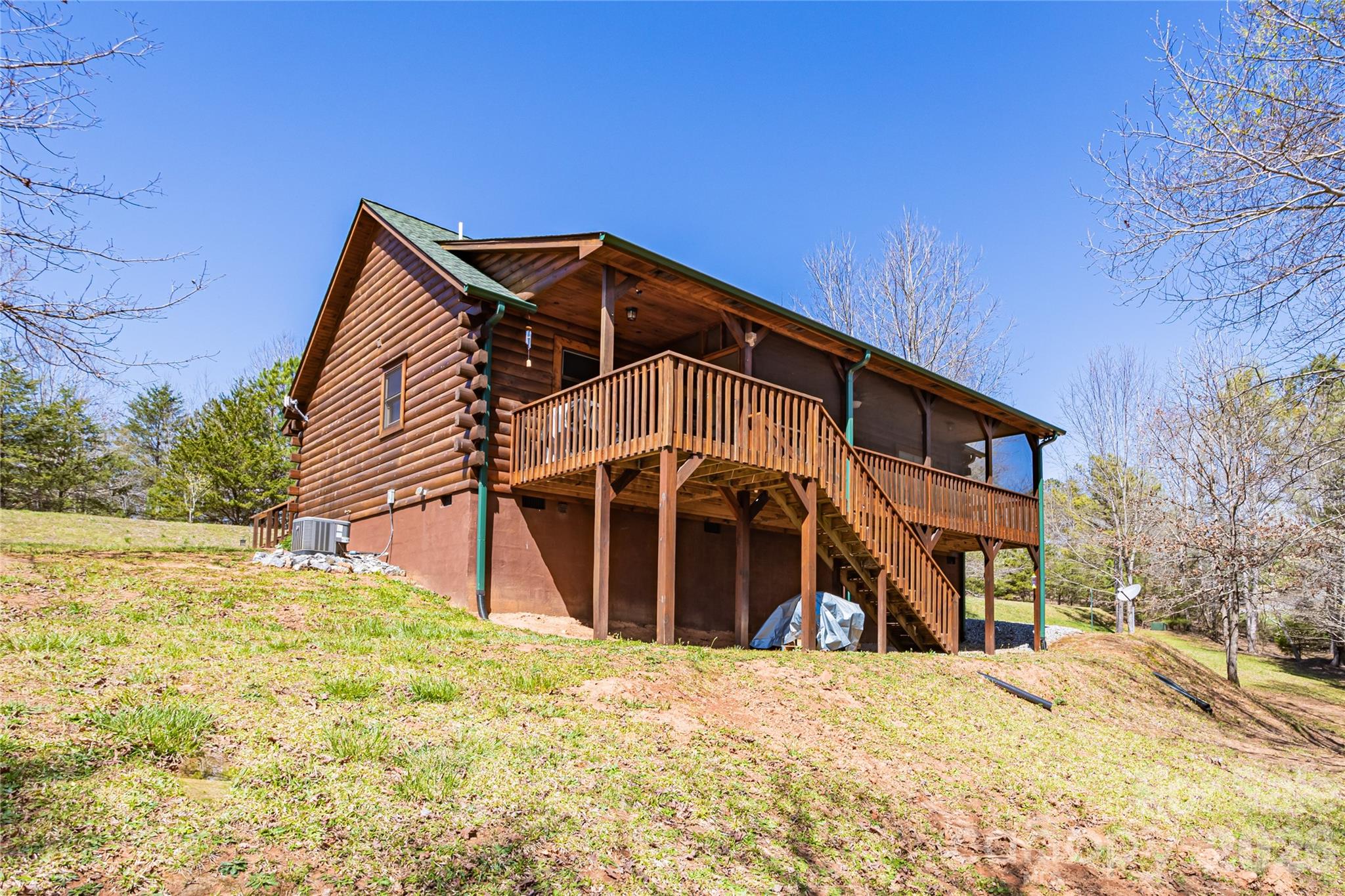 Single Family Residence at 201 Whitestone Circle, Union Mills, photo 4 of 38