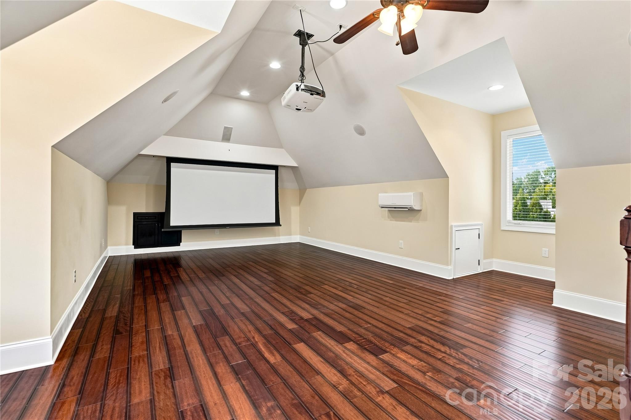 Media/theatre room with equipment to stay - 108 Washam Road, Mooresville