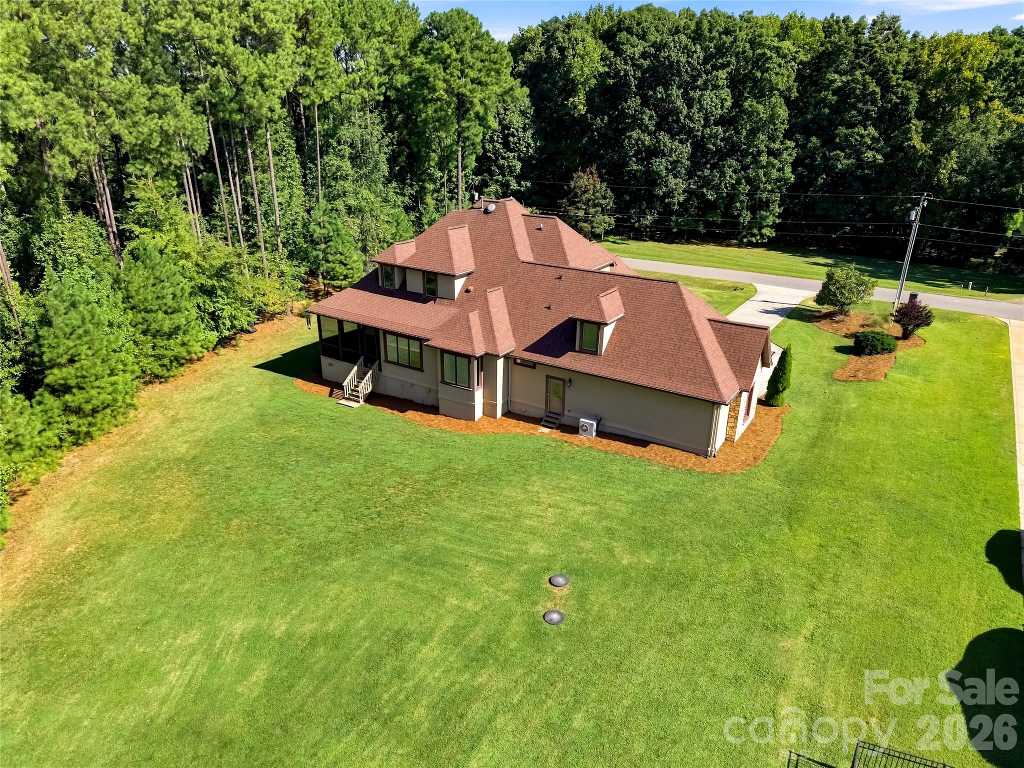 Large backyard - wooded and private - 108 Washam Road, Mooresville