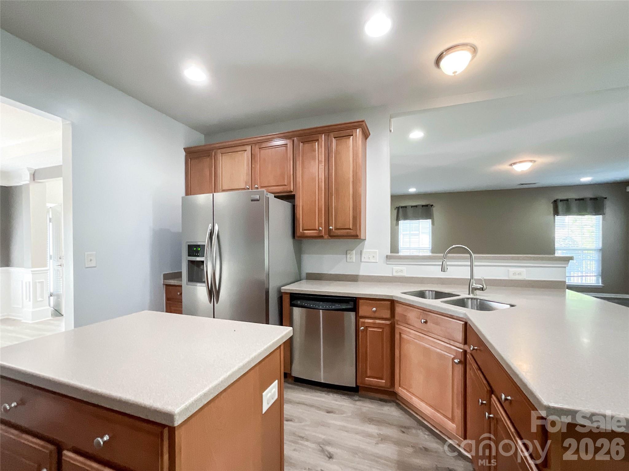 Single Family Residence at 1112 Tranquil Falls Lane, Matthews, photo 10 of 45