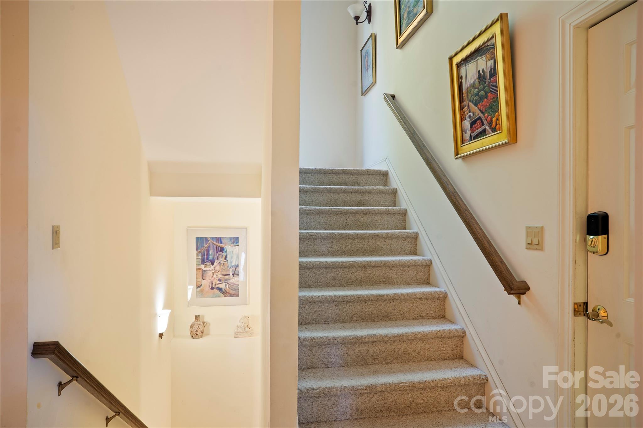 Single Family Residence at 4 Citadel Lane, Hendersonville, photo 31 of 48