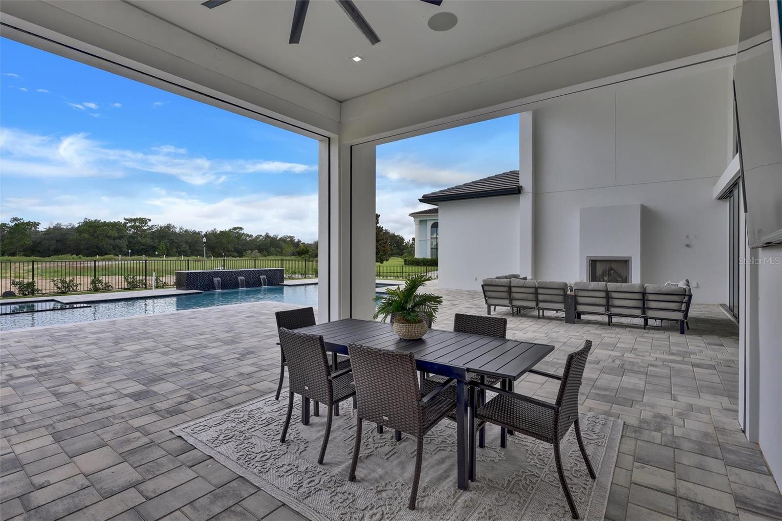 Retractable screens provide added comfort without sacrificing the open-air setting - 1002 COYOTE CREEK WAY, REUNION