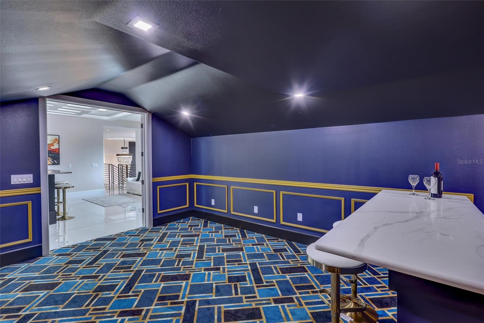 Electrical and space set up to accommodate gaming consoles - 1002 COYOTE CREEK WAY, REUNION