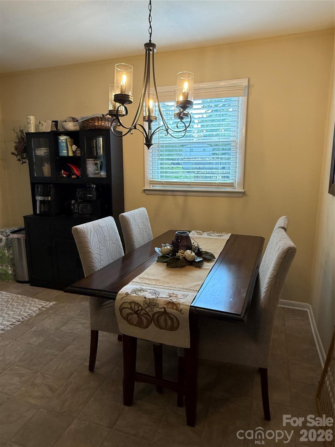 Single Family Residence at 192 Heritage View Road, Hickory, photo 9 of 17