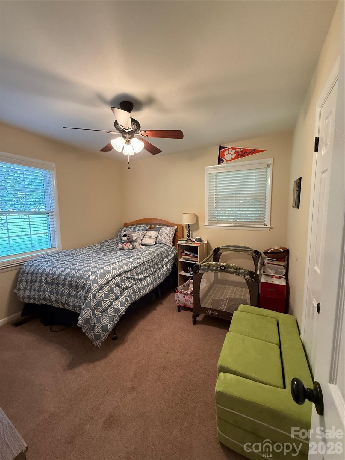 Single Family Residence at 192 Heritage View Road, Hickory, photo 14 of 17