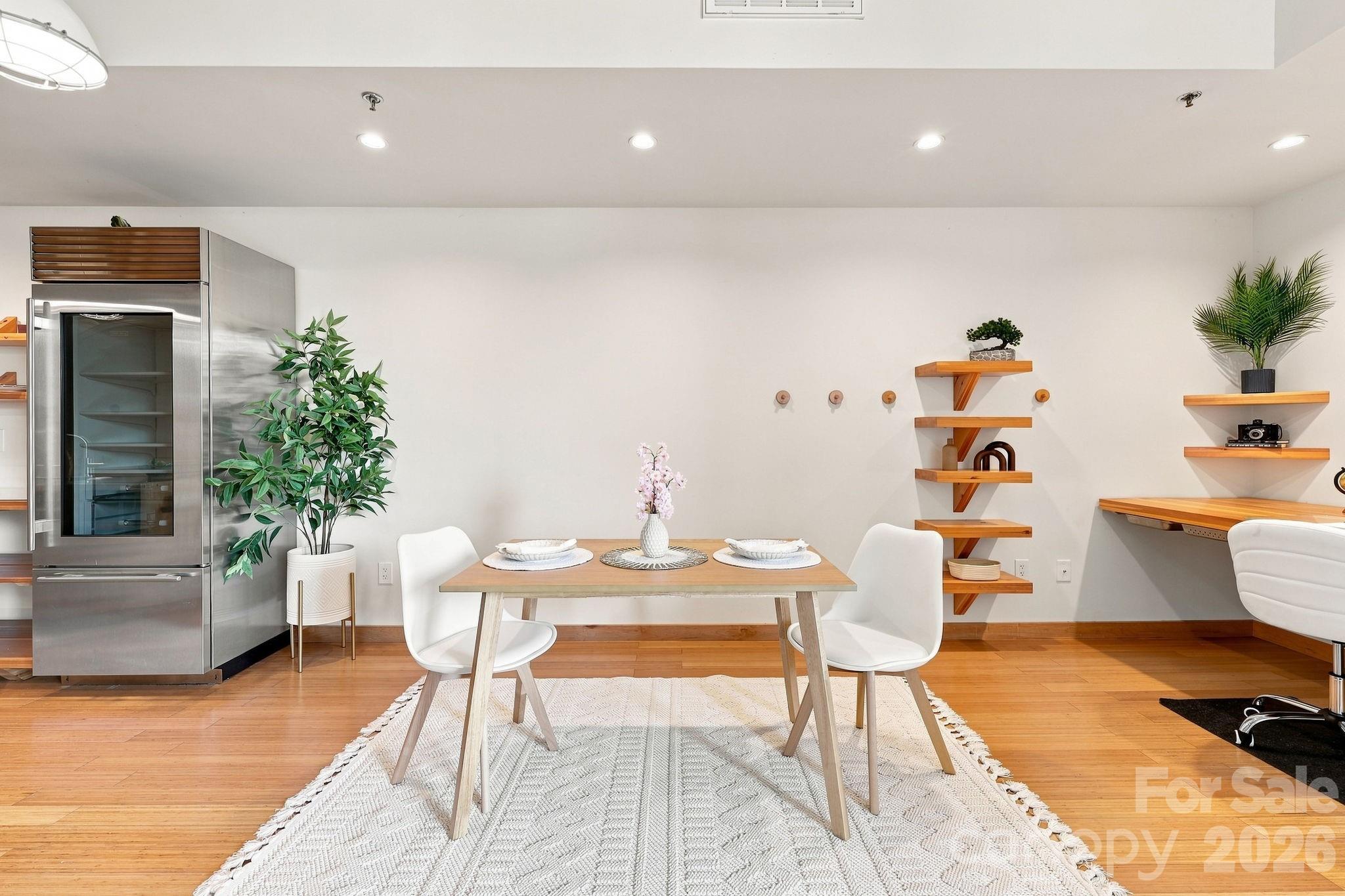 Condominium at 12 S Lexington Avenue, Asheville, photo 11 of 42