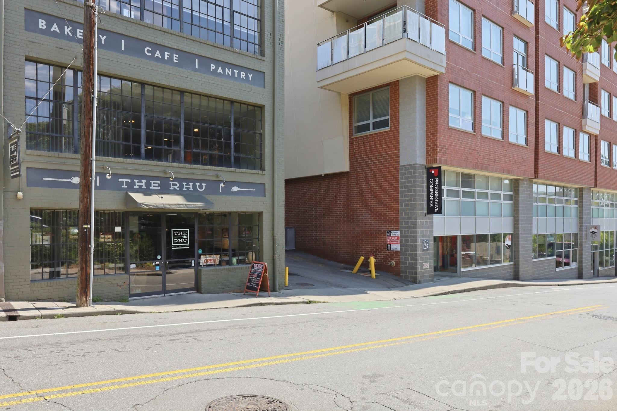 Condominium at 12 S Lexington Avenue, Asheville, photo 35 of 42
