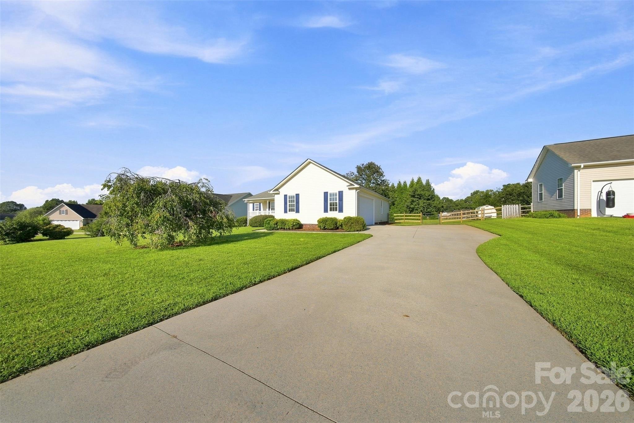 Single Family Residence at 3707 Fieldhaven Court, Maiden, photo 4 of 39