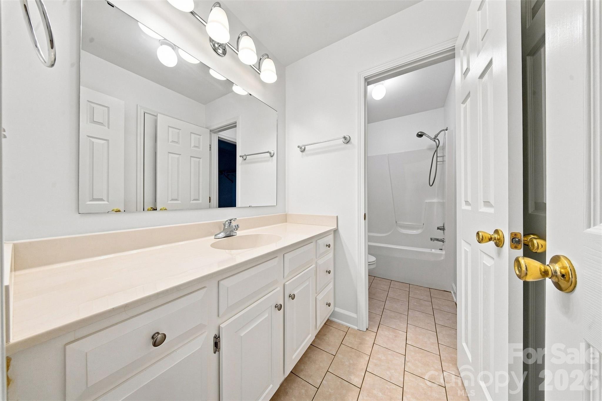 Single Family Residence at 3707 Fieldhaven Court, Maiden, photo 14 of 39