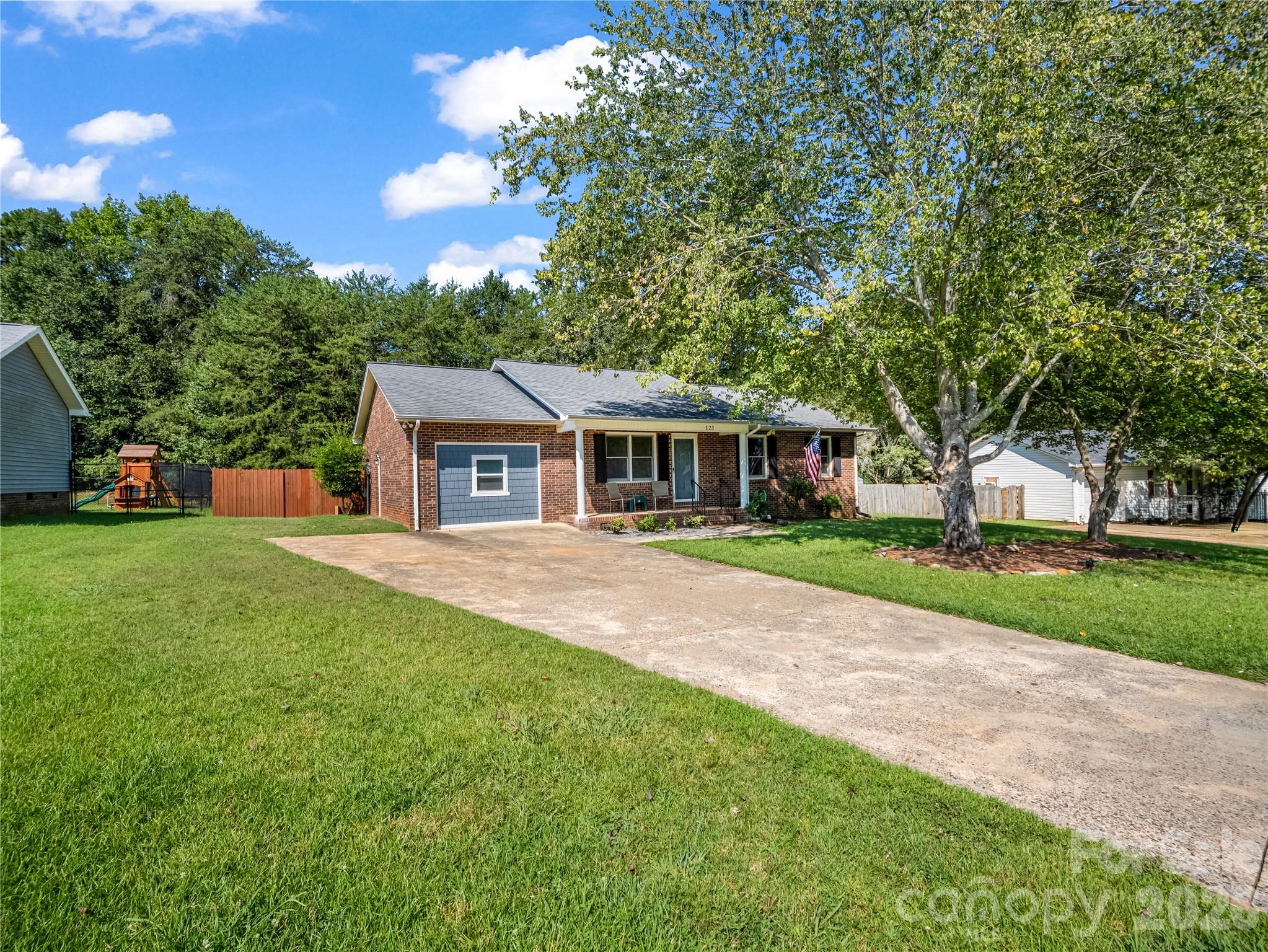 Single Family Residence at 123 College Manor Drive, Shelby, photo 6 of 32