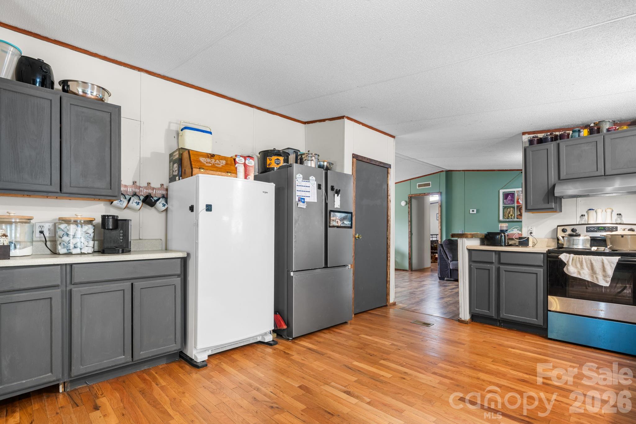 Single Family Residence at 2461 Shadowbrook Drive, Lenoir, photo 11 of 35