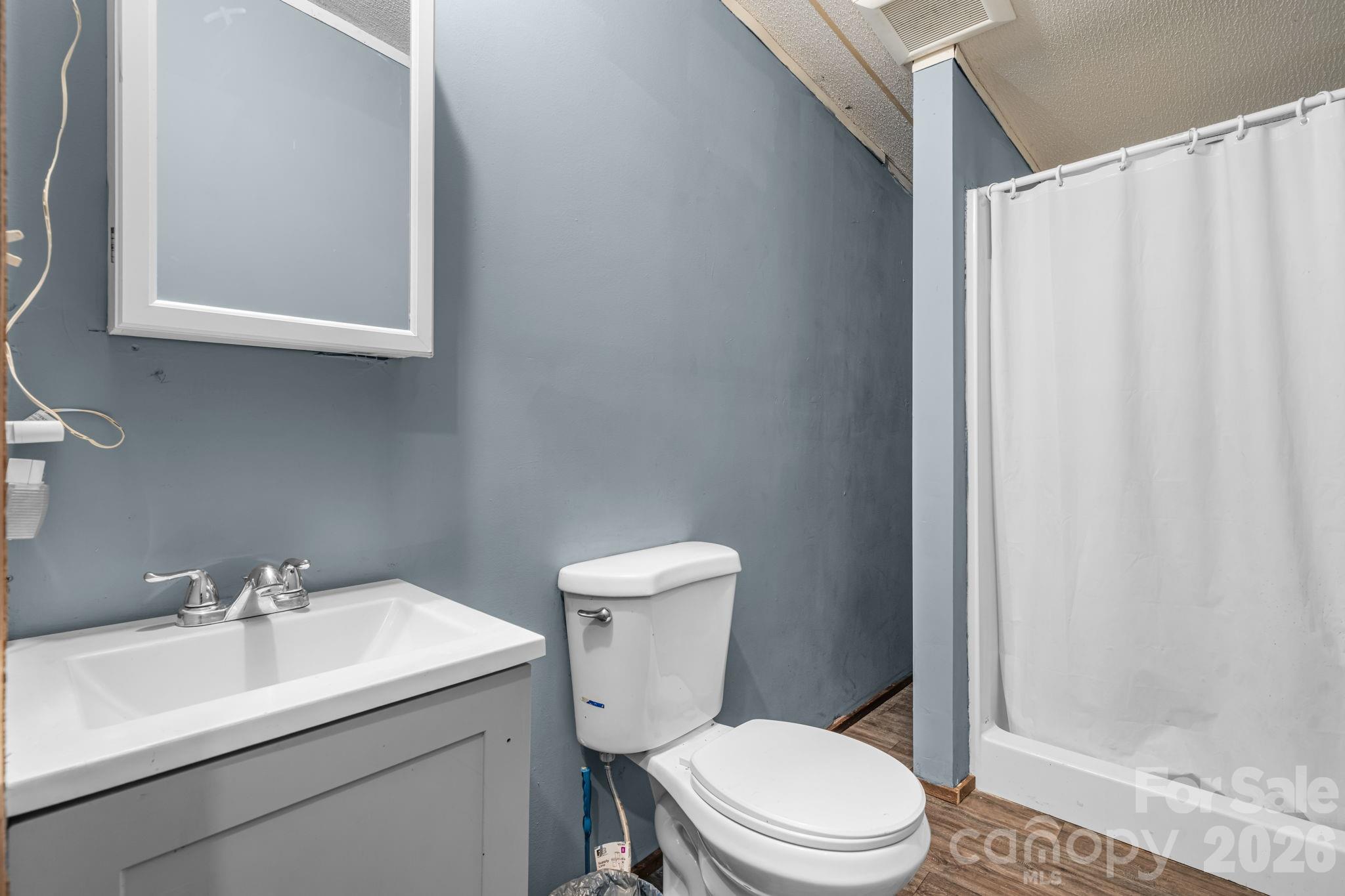 Single Family Residence at 2461 Shadowbrook Drive, Lenoir, photo 20 of 35